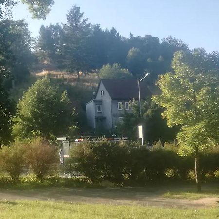 Suhl - Ihre Erholsame Arbeiterwohnung In Zentrumnaehe Esterno foto