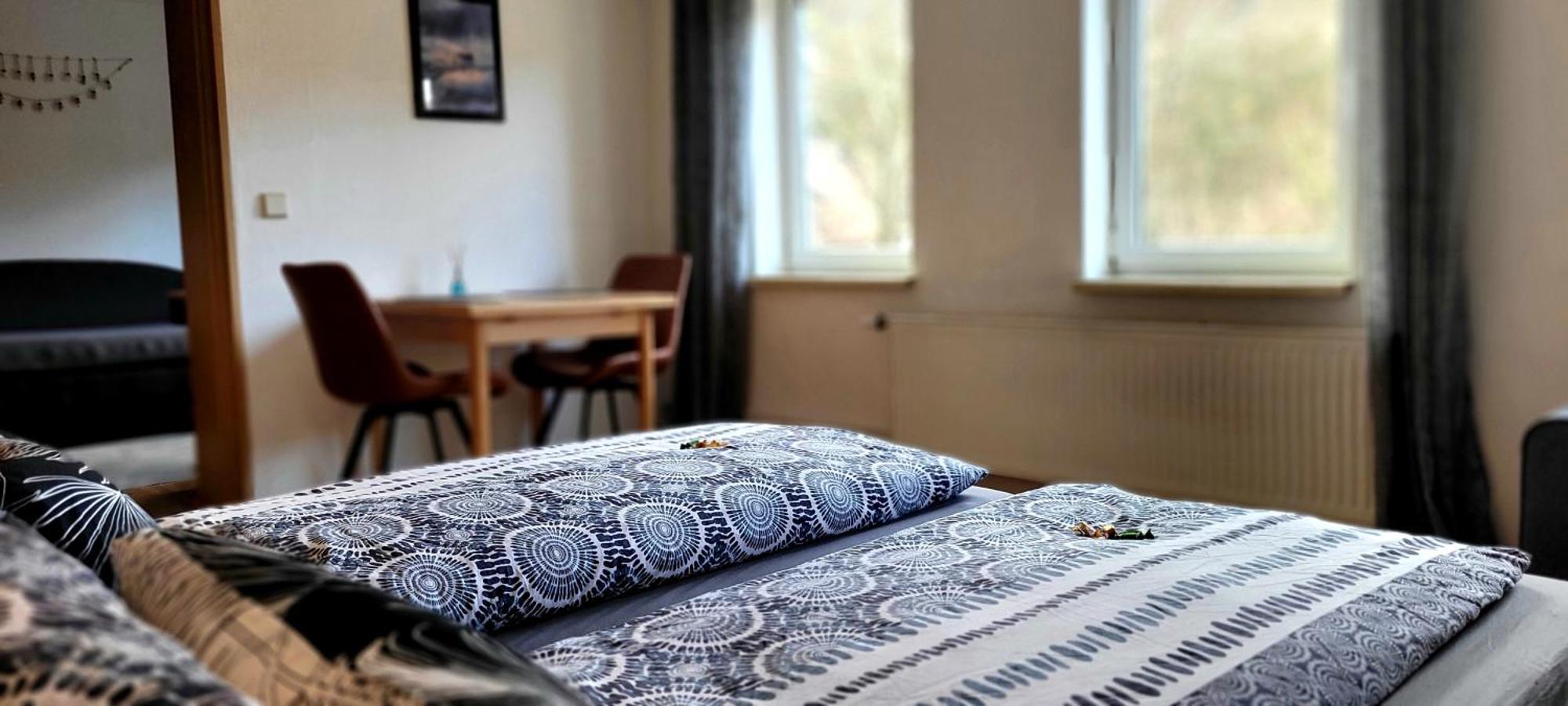 Suhl - Ihre Erholsame Arbeiterwohnung In Zentrumnaehe Esterno foto